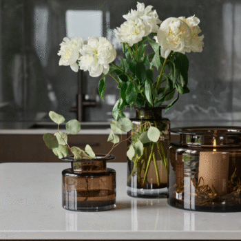 ואזה יוקרתית מזכוכית